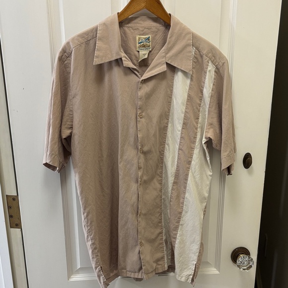 TravelSmith Men's Tan and White Button Down Shirt - Picture 1 of 3